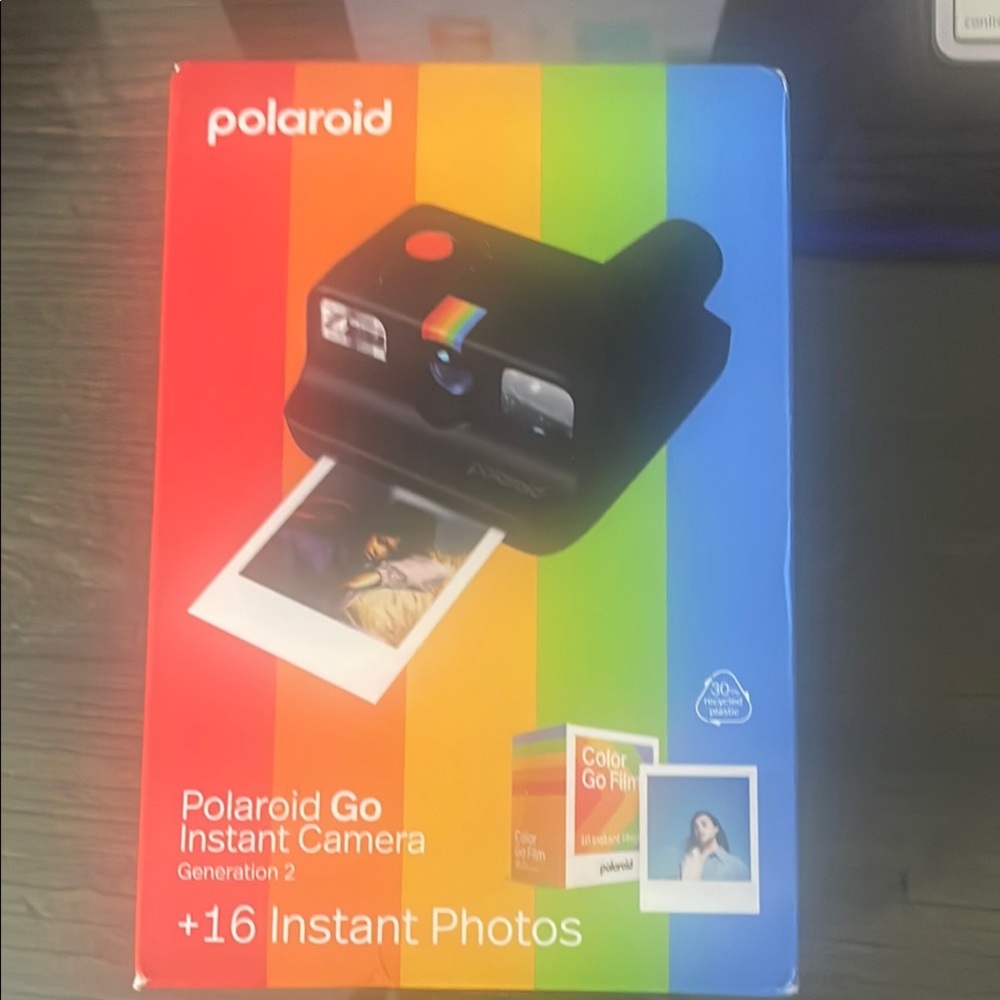 Polaroid go instant camera, generation 2